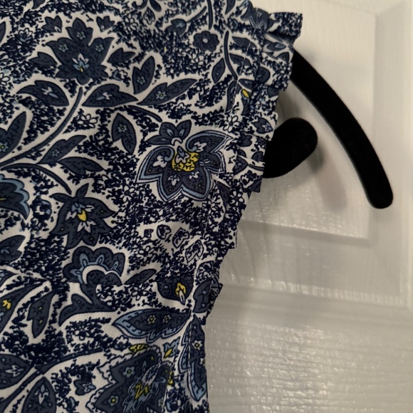 GAP women’s paisley print top - Picture 3 of 5